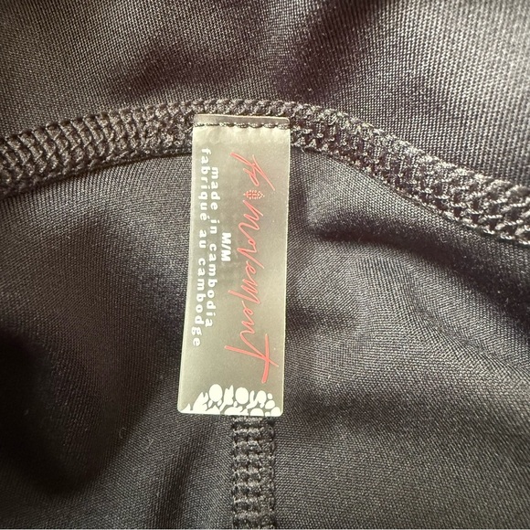 FREE PEOPLE Back It Up Onesie in Black Size Medium NWT - Picture 12 of 14